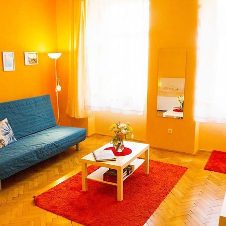 Lidicka Apartment Πράγα Εξωτερικό φωτογραφία