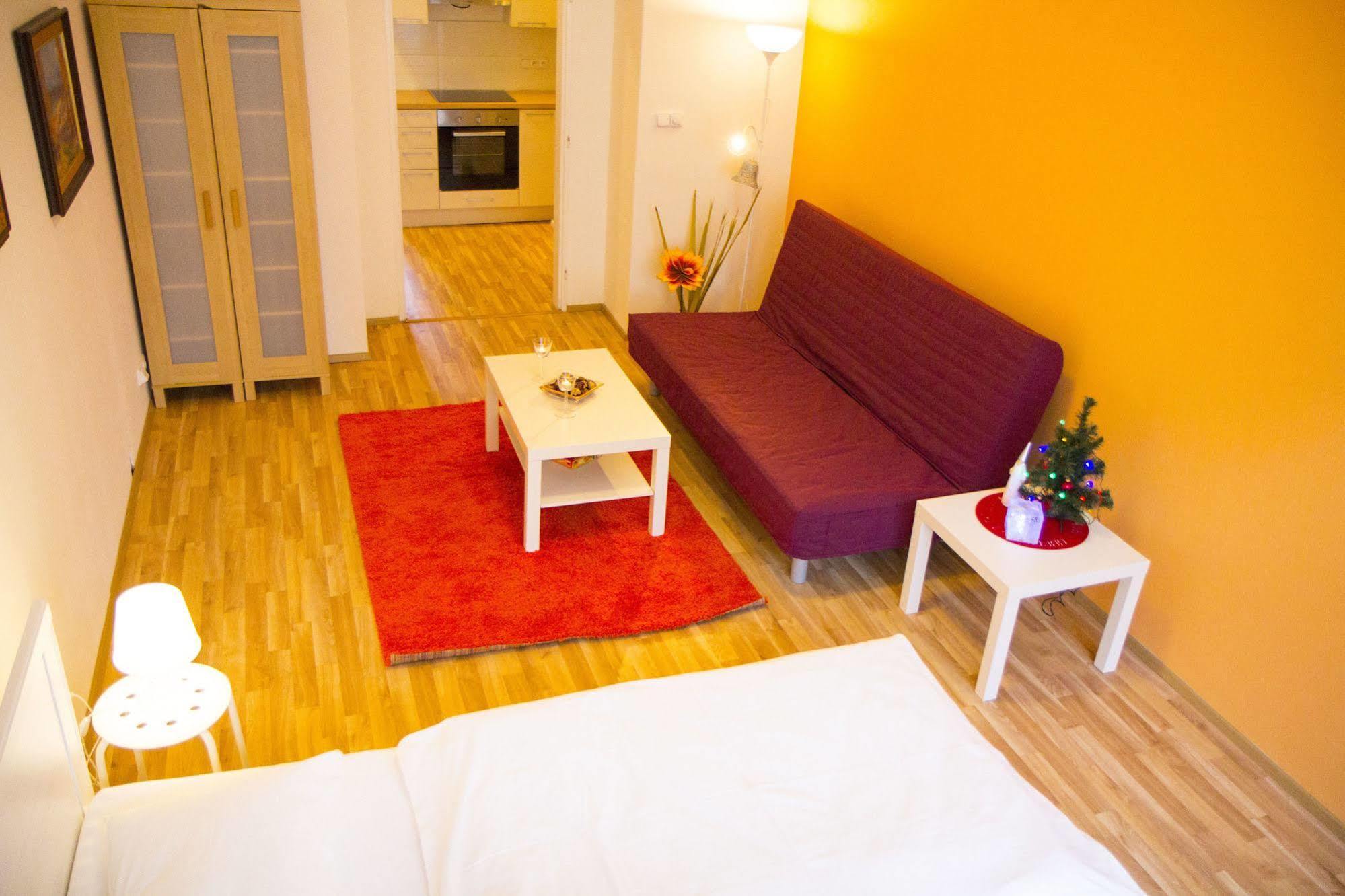 Lidicka Apartment Πράγα Εξωτερικό φωτογραφία