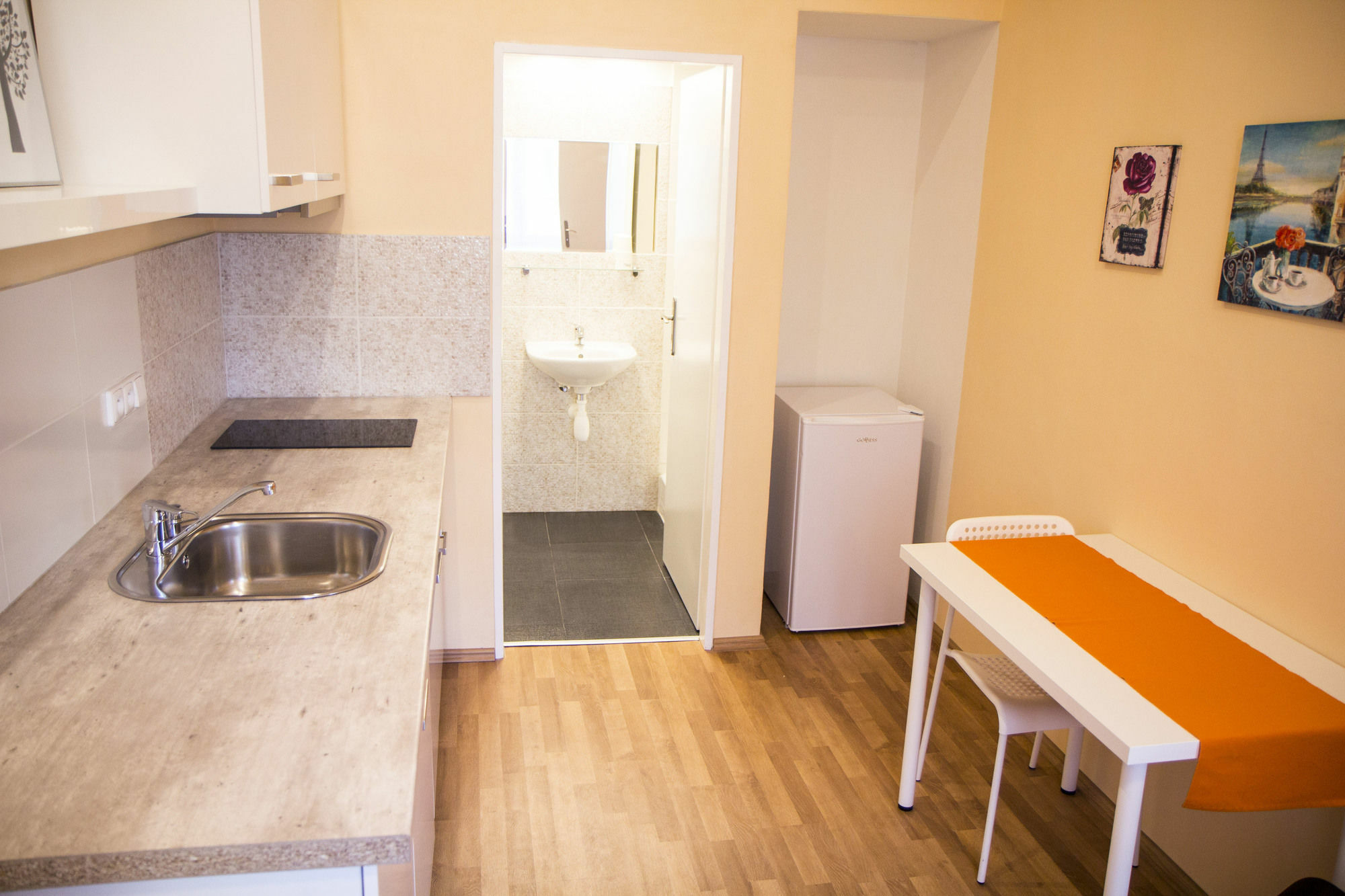 Lidicka Apartment Πράγα Εξωτερικό φωτογραφία